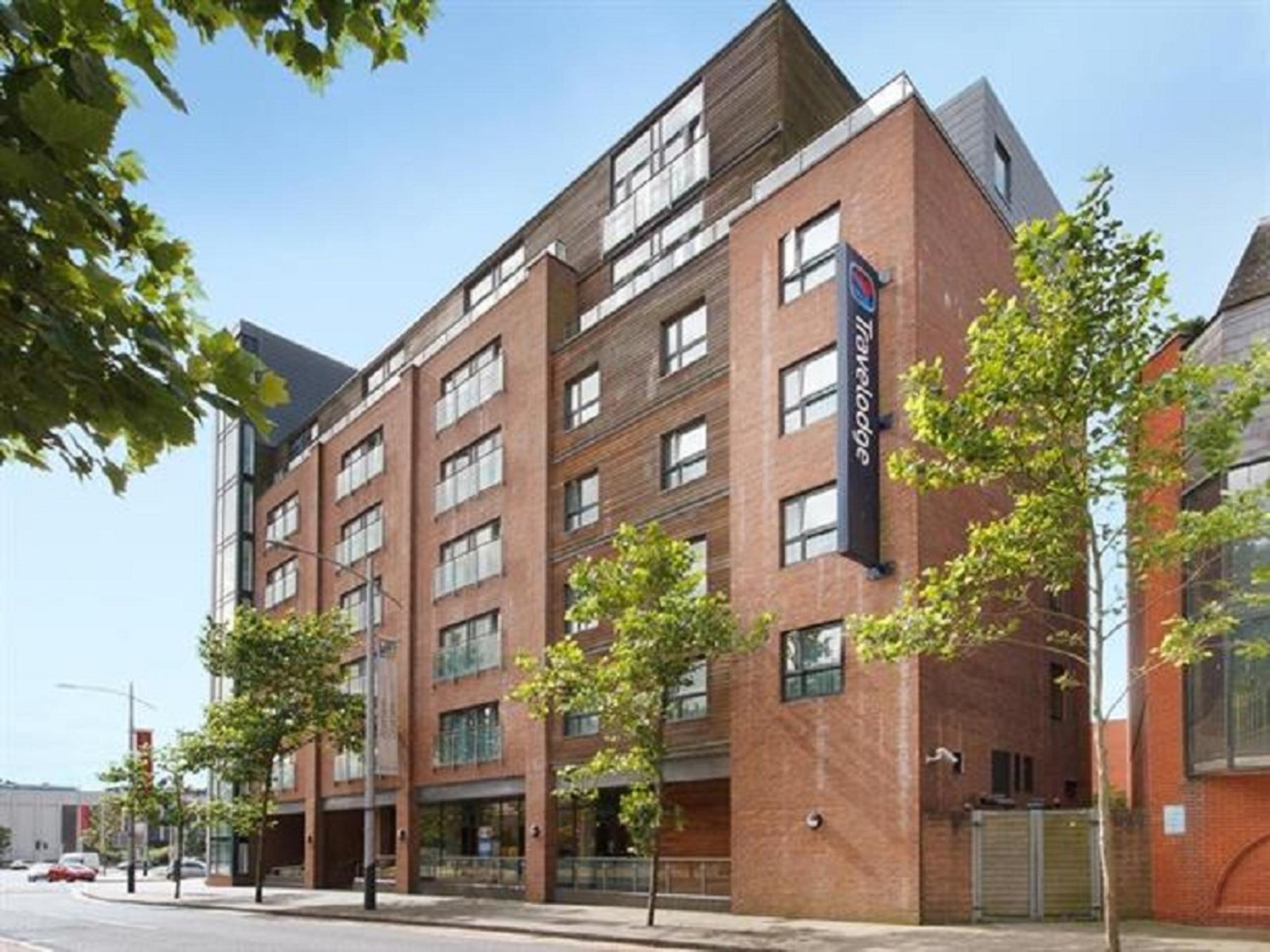 Travelodge Swansea Central Екстер'єр фото